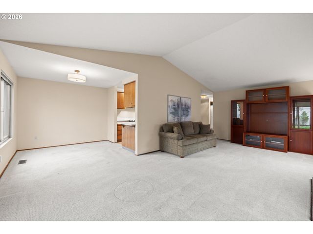 2239 Ne 153RD Ave, Portland, OR 97230