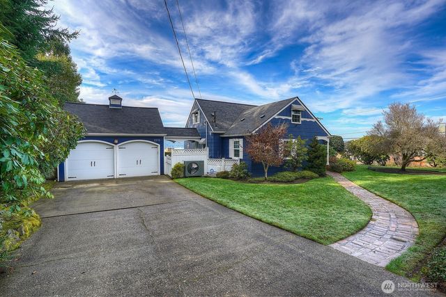 3310 Tahoma Place W, University Place, WA 98466