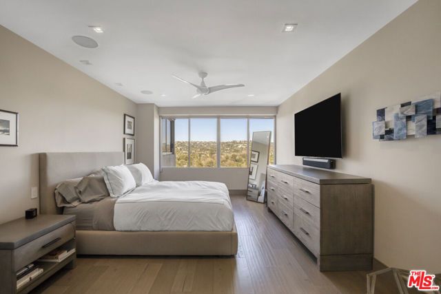 865 Comstock Avenue 16F, Los Angeles, CA 90024