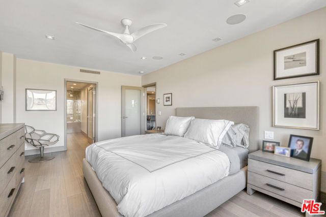 865 Comstock Avenue 16F, Los Angeles, CA 90024