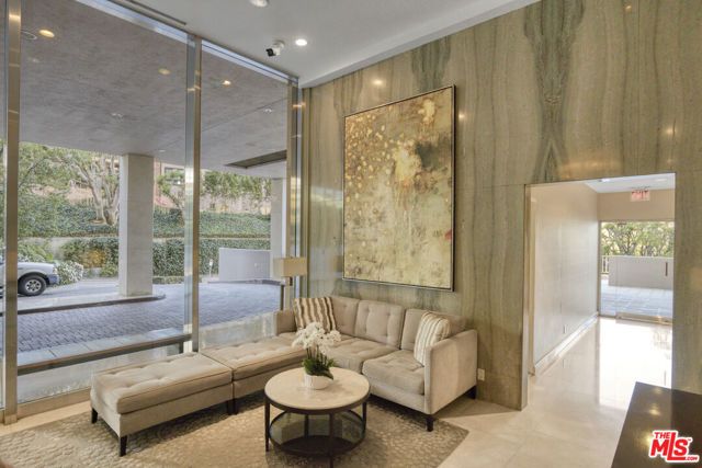 865 Comstock Avenue 16F, Los Angeles, CA 90024
