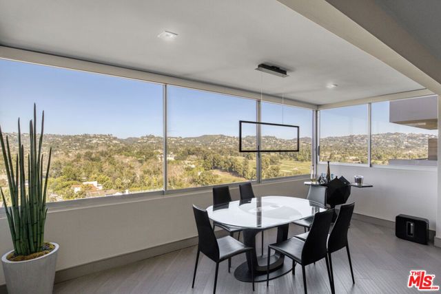 865 Comstock Avenue 16F, Los Angeles, CA 90024