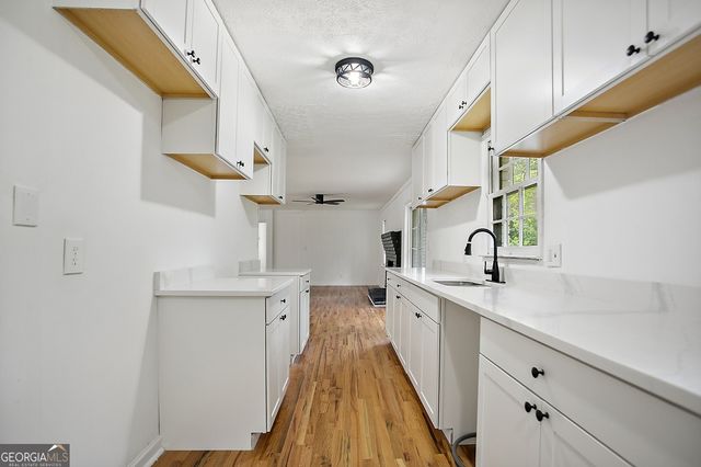 1780 Kinridge Road, Marietta, GA 30062