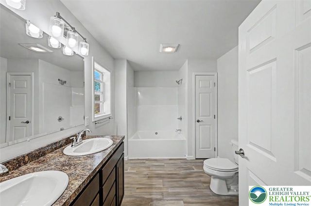 90 Oneida Trail, Penn Forest Twp, PA 18210