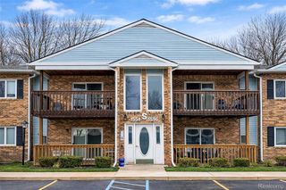 1584 Shoemaker Drive, Westland, MI 48185