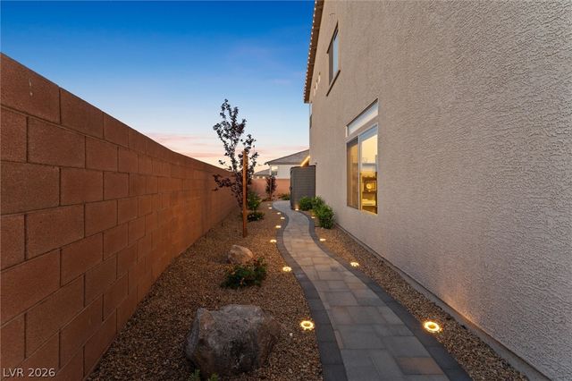8724 Fortplaid Street, Las Vegas, NV 89139