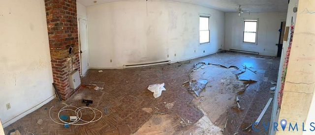 1675 Meadow Rd, Sandston, VA 23150