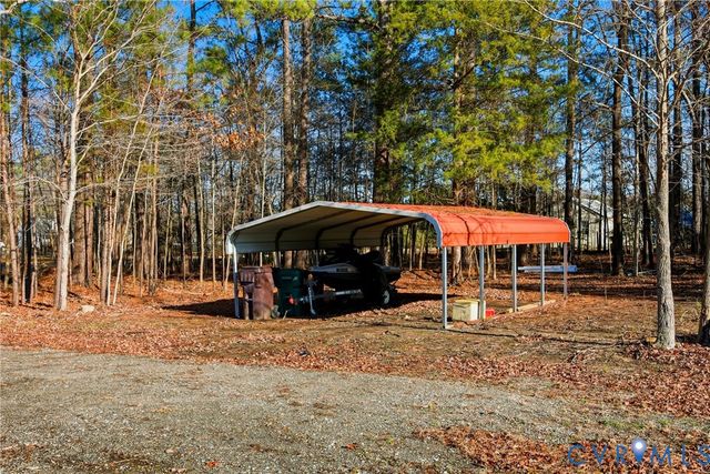 1675 Meadow Rd, Sandston, VA 23150