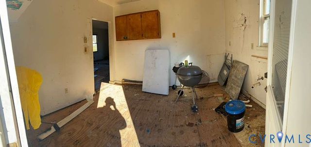 1675 Meadow Rd, Sandston, VA 23150