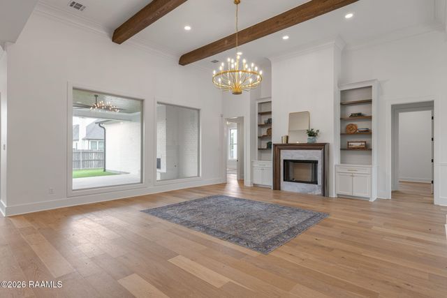 223 Gunter Grass Court, Lafayette, LA 70508