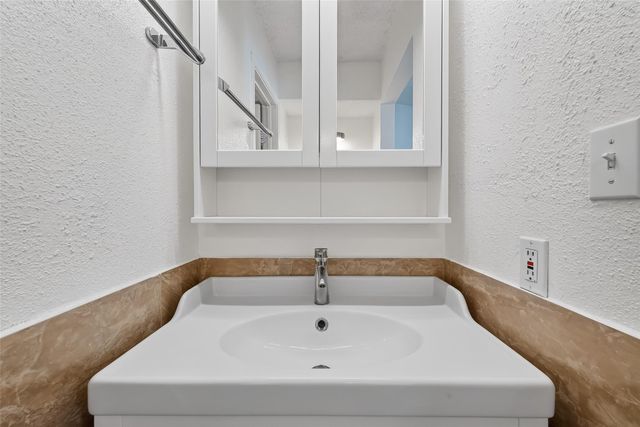 7575 Cambridge Street 1801, Houston, TX 77054