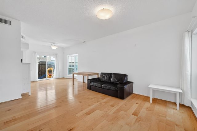 7575 Cambridge Street 1801, Houston, TX 77054