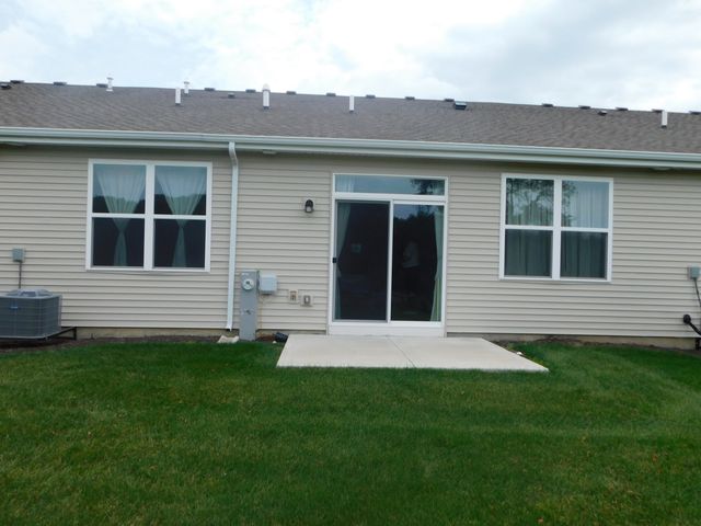 944 Darwin Street, North Aurora, IL 60542
