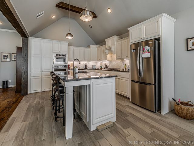 13802 N 132nd East Avenue, Collinsville, OK 74021