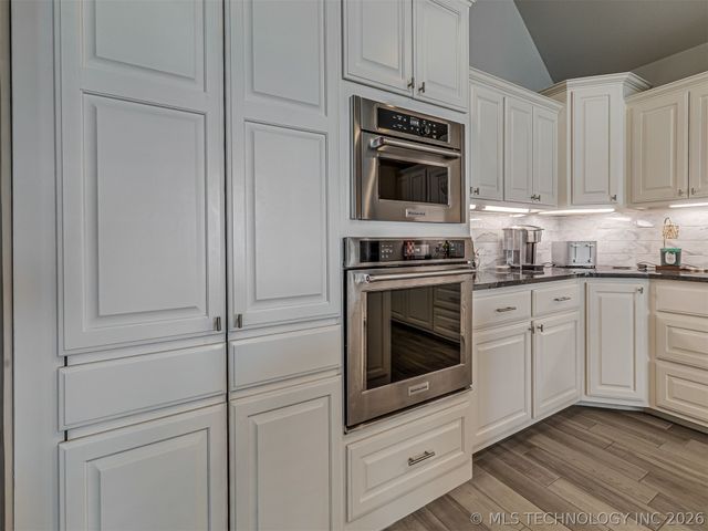 13802 N 132nd East Avenue, Collinsville, OK 74021