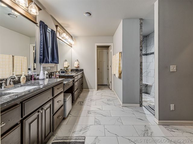 13802 N 132nd East Avenue, Collinsville, OK 74021