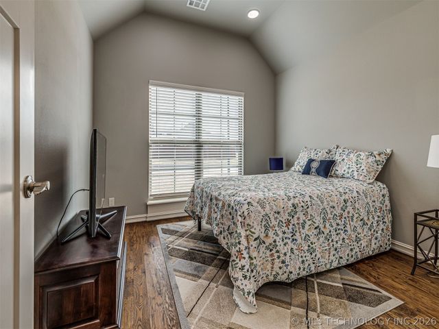 13802 N 132nd East Avenue, Collinsville, OK 74021