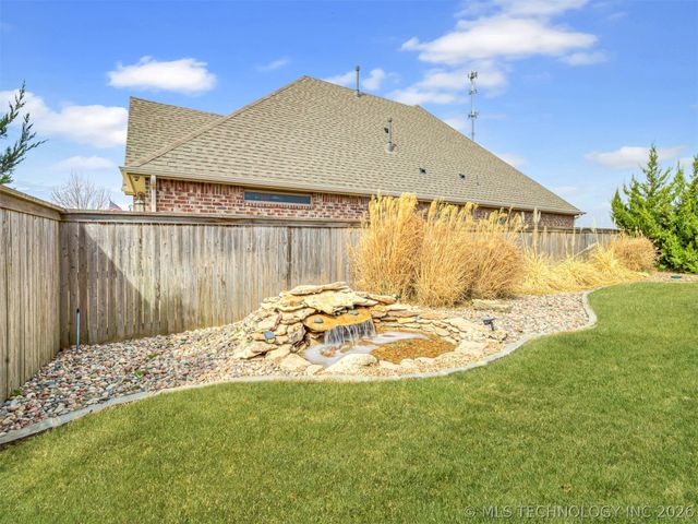 13802 N 132nd East Avenue, Collinsville, OK 74021