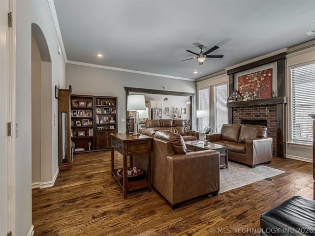 13802 N 132nd East Avenue, Collinsville, OK 74021