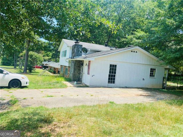 46 W Wedgewood Circle, Newnan, GA 30263