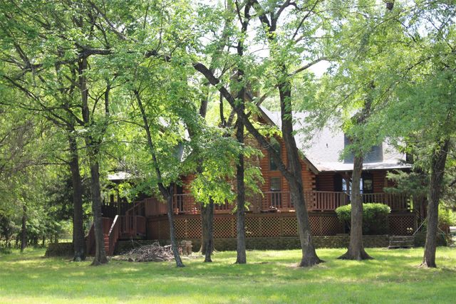 1147 RS County Road 3503, Emory, TX 75440
