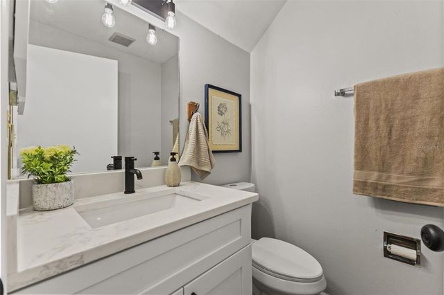 14809 WINDING CREEK COURT, Tampa, FL 33613