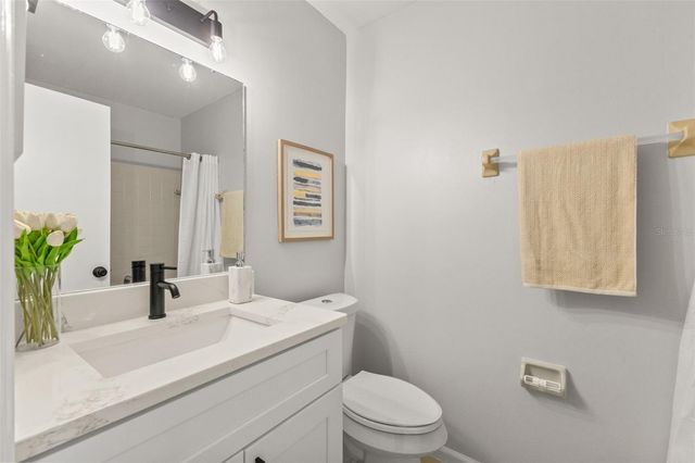 14809 WINDING CREEK COURT, Tampa, FL 33613