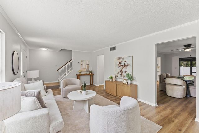 14809 WINDING CREEK COURT, Tampa, FL 33613