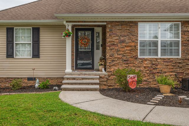 213 Thoroughbred Dr, NW, Cleveland, TN 37312