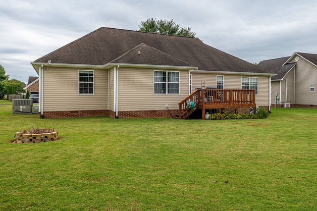213 Thoroughbred Dr, NW, Cleveland, TN 37312