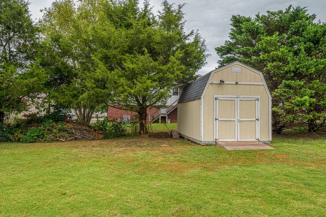 213 Thoroughbred Dr, NW, Cleveland, TN 37312