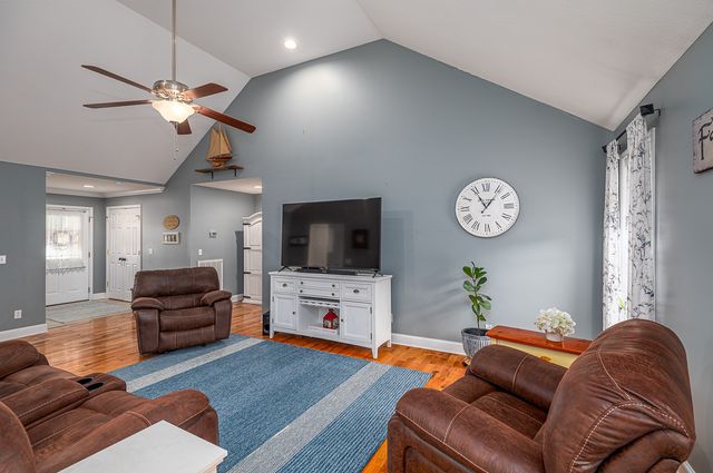 213 Thoroughbred Dr, NW, Cleveland, TN 37312