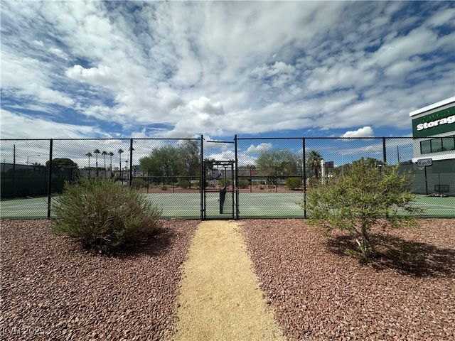 3930 University Center Drive 407, Las Vegas, NV 89119