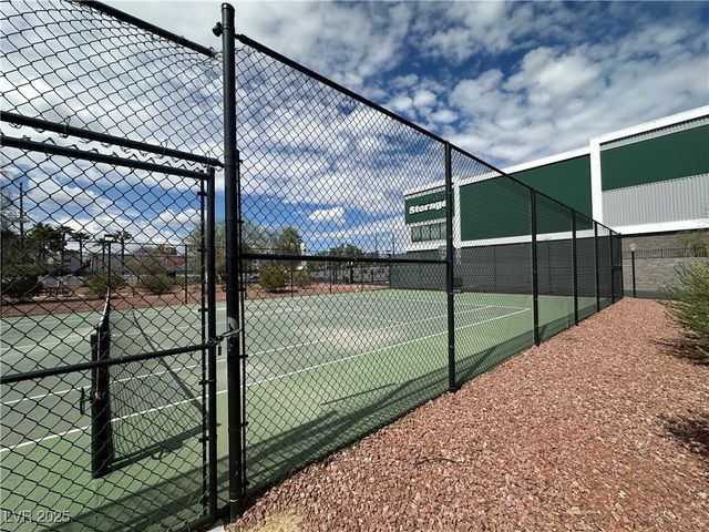 3930 University Center Drive 407, Las Vegas, NV 89119