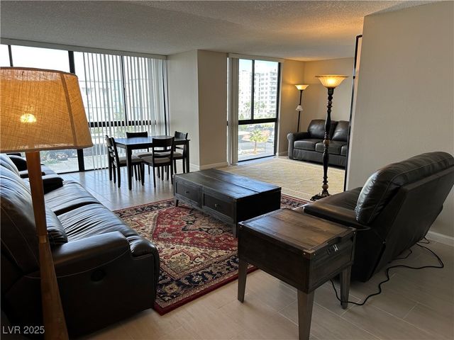 3930 University Center Drive 407, Las Vegas, NV 89119