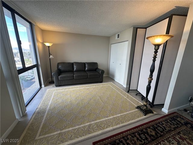 3930 University Center Drive 407, Las Vegas, NV 89119