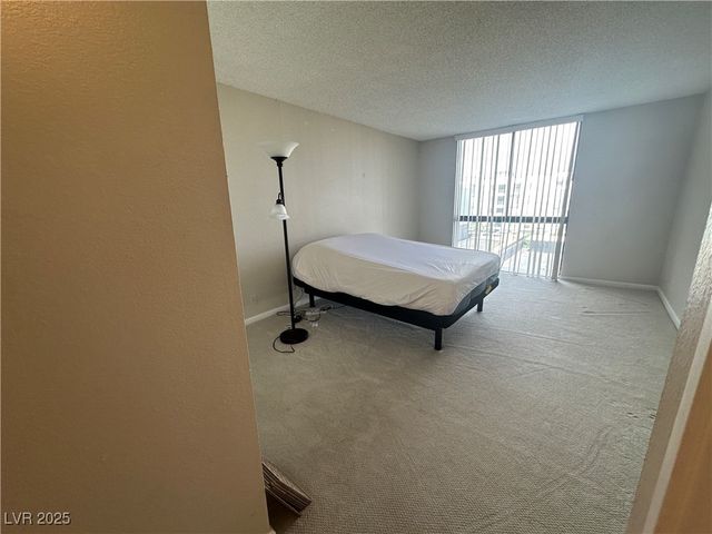 3930 University Center Drive 407, Las Vegas, NV 89119