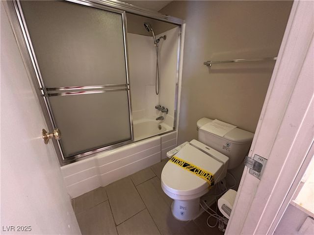 3930 University Center Drive 407, Las Vegas, NV 89119