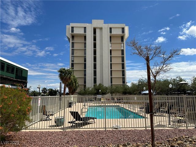 3930 University Center Drive 407, Las Vegas, NV 89119