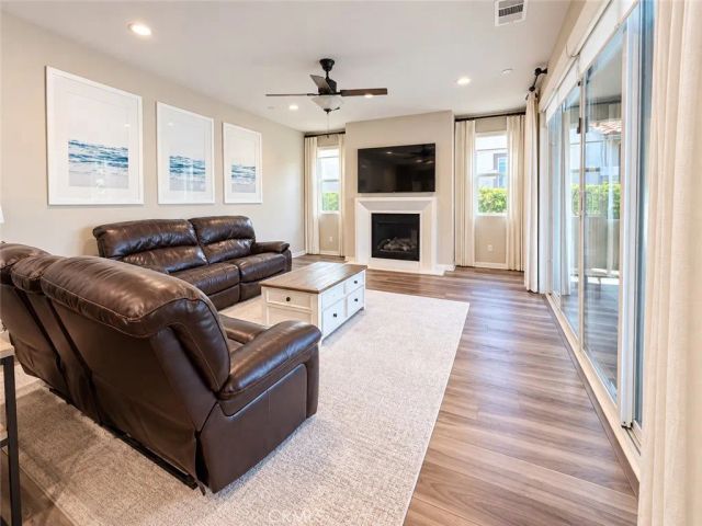 30826 Bloomfest, Murrieta, CA 92563