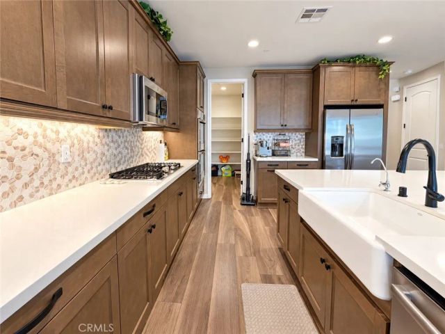 30826 Bloomfest, Murrieta, CA 92563