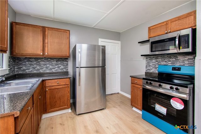 716 E Avenue A, Temple, TX 76501