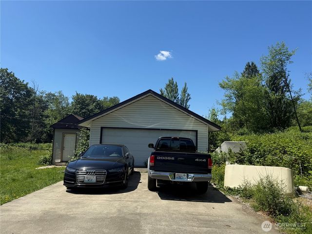 13223 84th Avenue S, Seattle, WA 98178