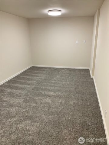 13223 84th Avenue S, Seattle, WA 98178