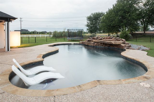 1650 Windmill Court, Lucas, TX 75002