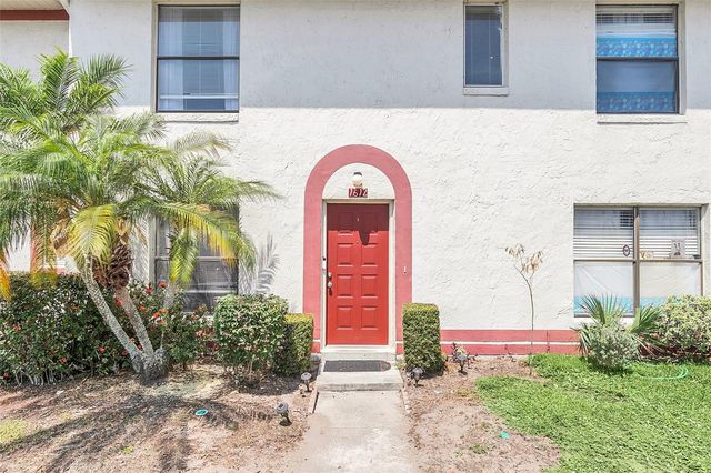 1612 SANDY POINT SQUARE 56, Orlando, FL 32807