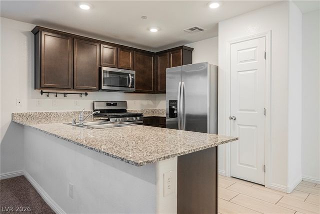 4574 Dover Straight Street, Las Vegas, NV 89115