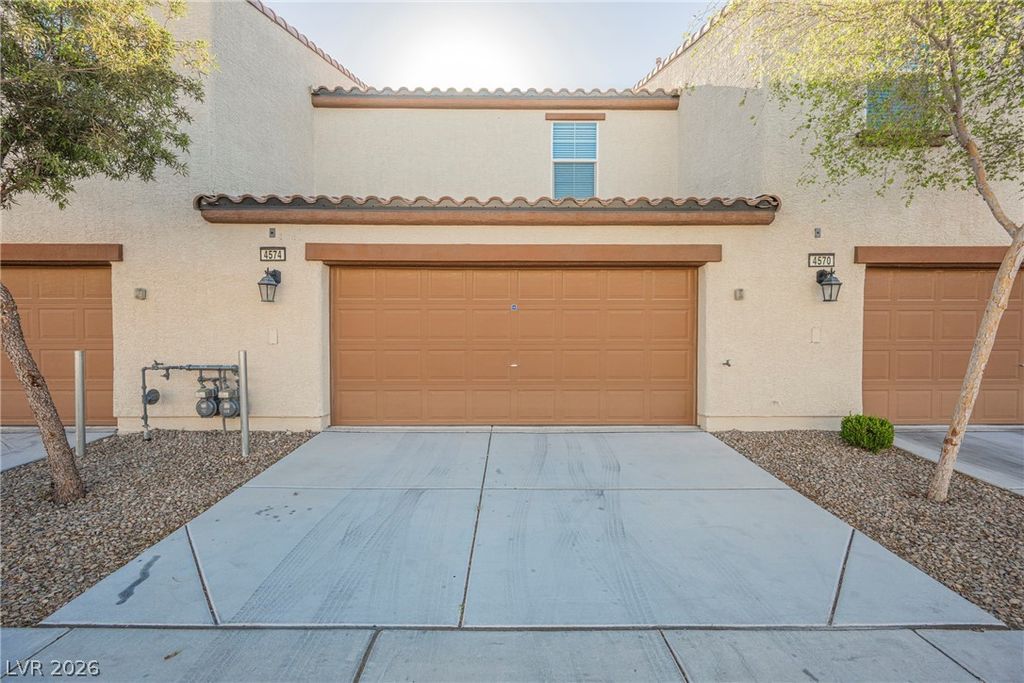 4574 Dover Straight Street, Las Vegas, NV 89115