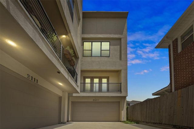 2109 Winbern Street, Houston, TX 77004