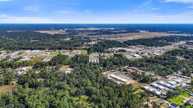 20554 Canterbury Road, Porter, TX 77365